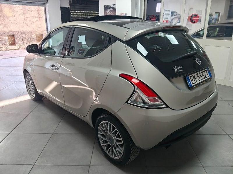 Lancia Ypsilon Ypsilon 1.2 69 CV 5 porte GPL TETTO APRIBILE