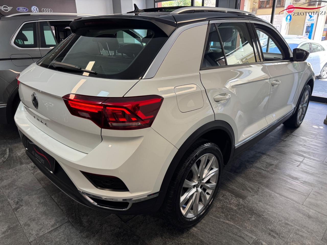 Volkswagen T-Roc 2.0 TDI 150 CV DSG TETTO APRIBILE