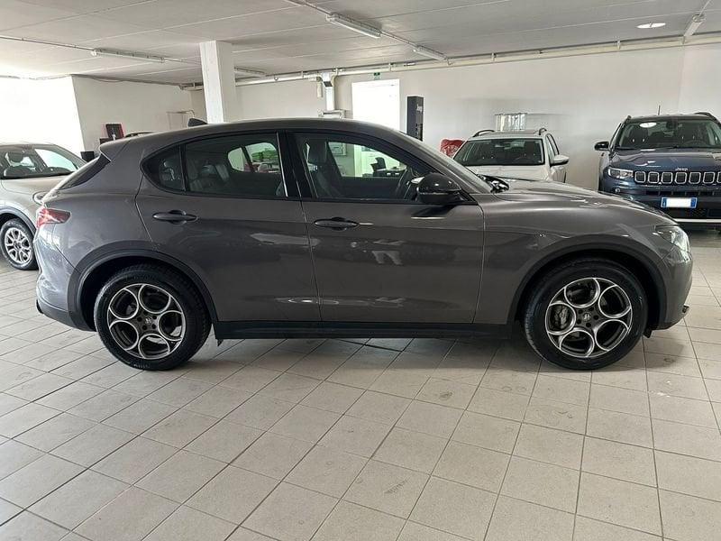 Alfa Romeo Stelvio 2.2 Turbodiesel 210 CV AT8 Q4 Sprint