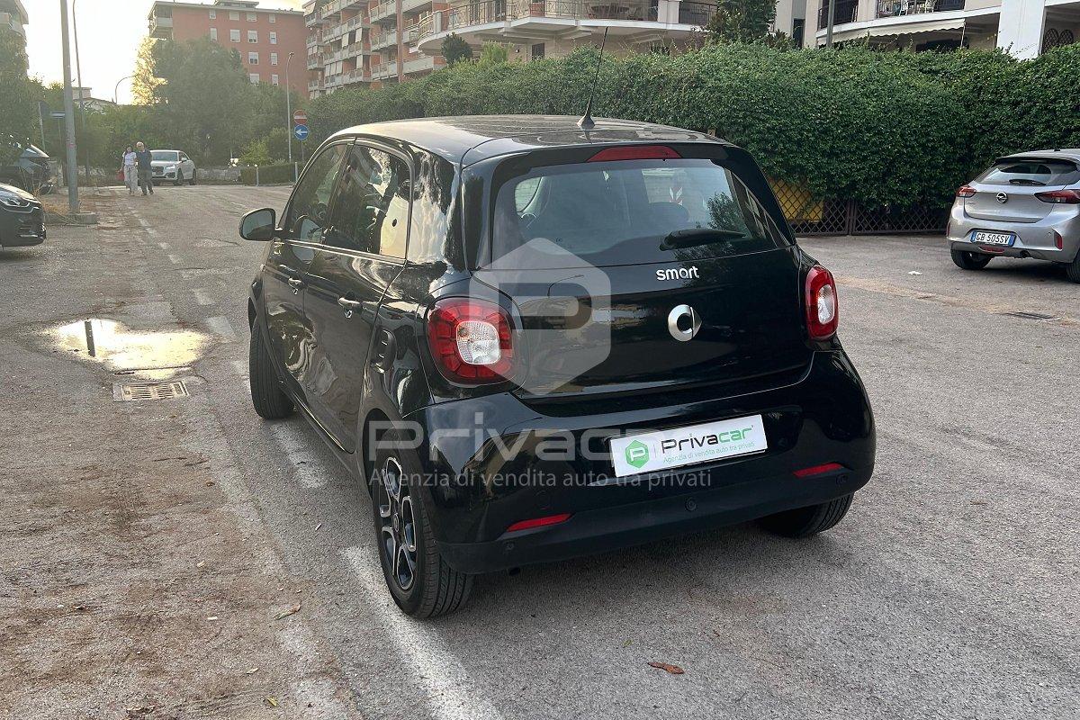 SMART forfour 70 1.0 Passion