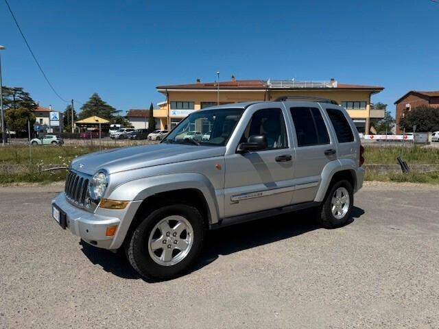 Jeep Cherokee 2.8 CRD Limited cambio automatico