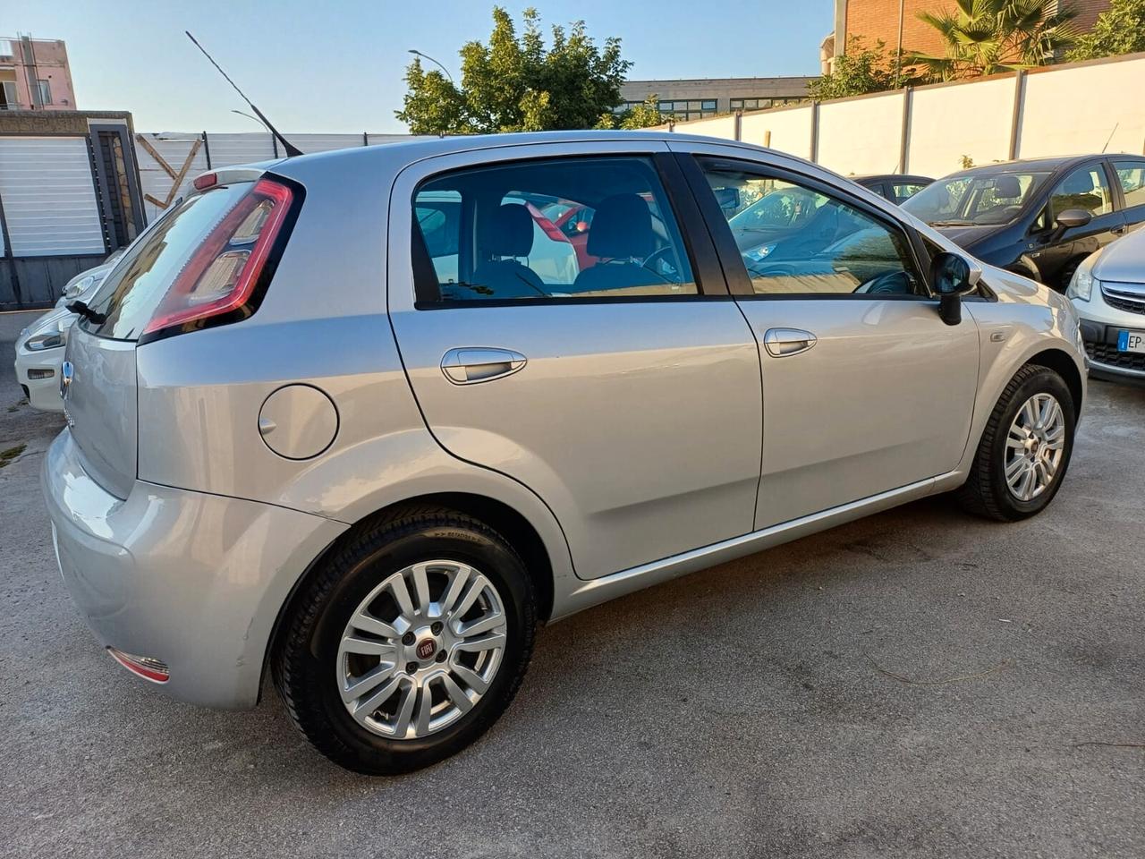 Fiat Punto 1.3 MJT 75 CV 5 p. Lounge - 2015