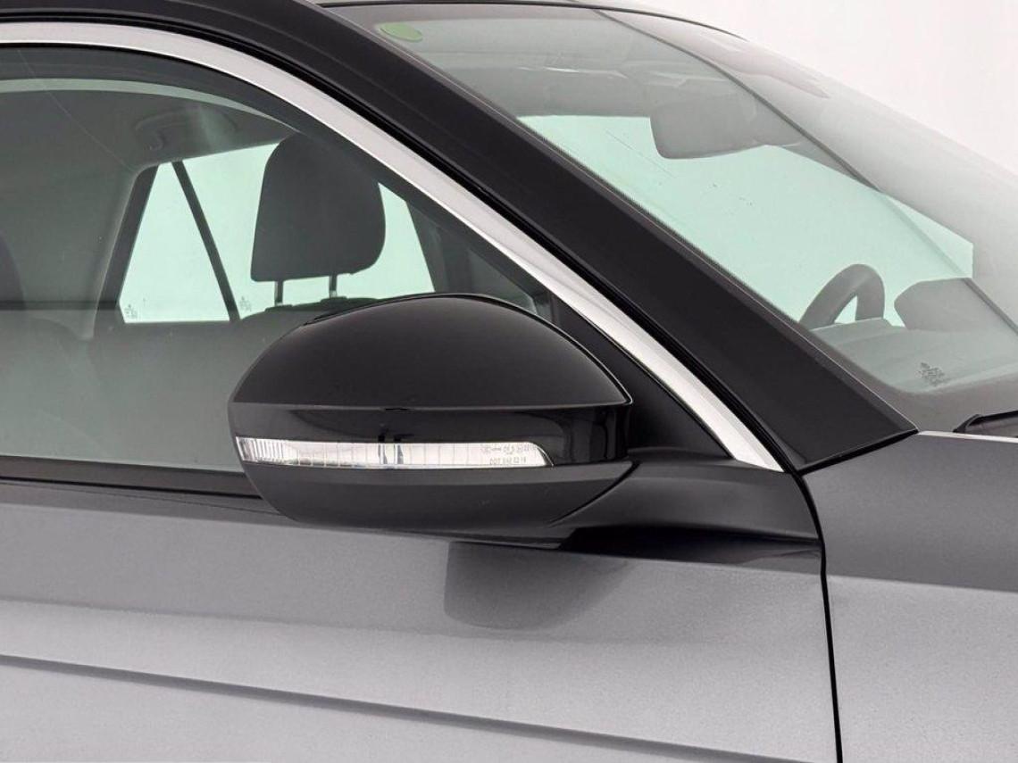 VOLKSWAGEN T Roc 1 5 tsi life dsg