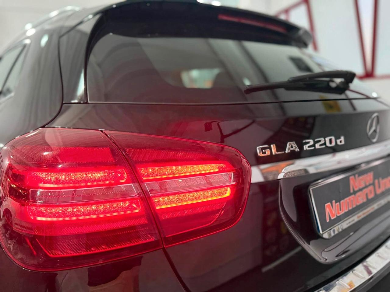 Mercedes GLA 220 4Matic 170cv CDI Sport 2018