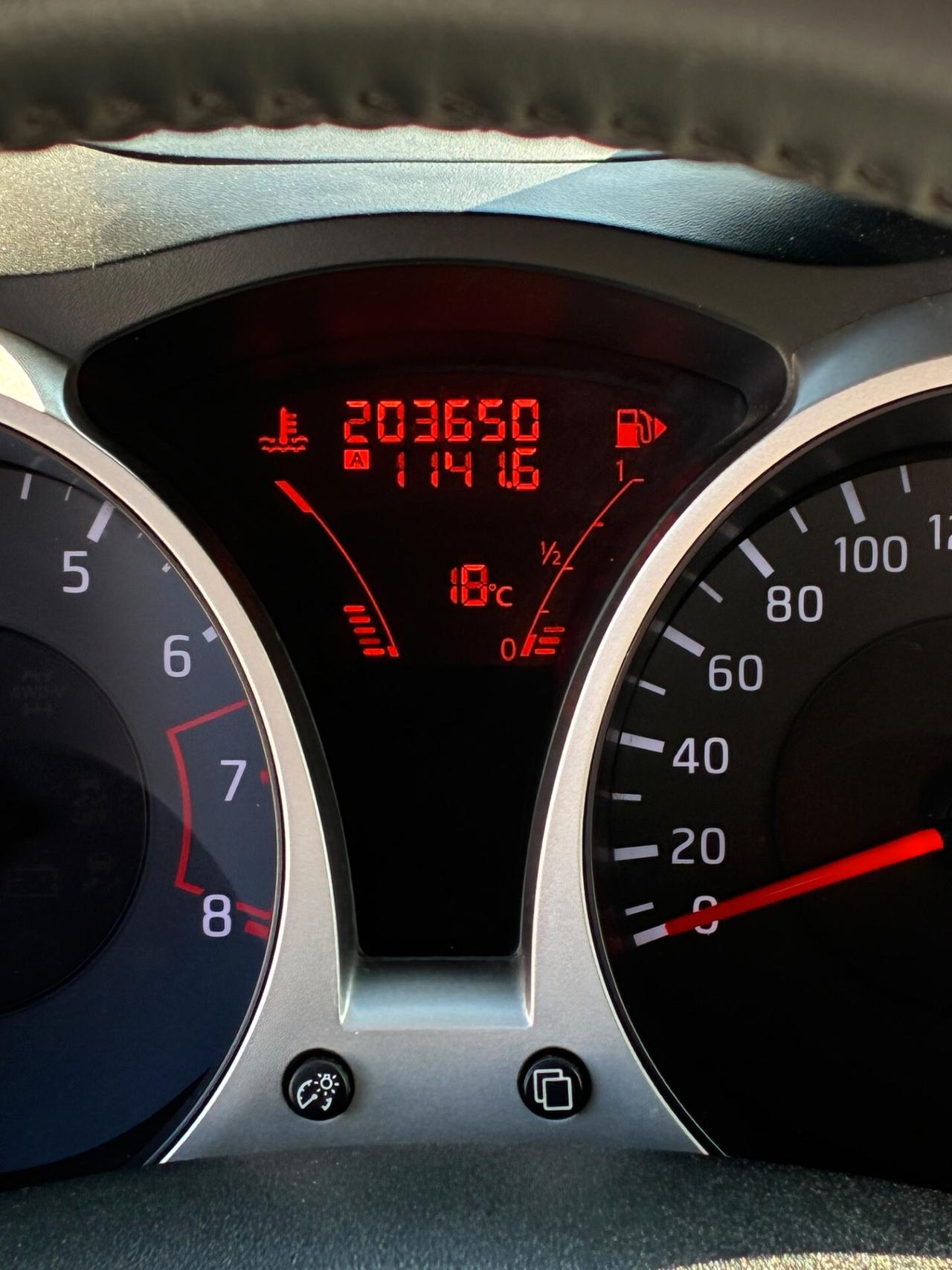 Nissan Juke 1.6 DIG-T 190 Acenta
