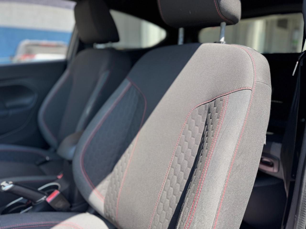 FORD FIESTA 1.0 BENZINA ST LINE PRONTA CONSEGNA