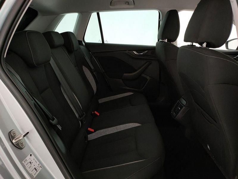 Skoda Kamiq 1.0 tsi Black Dots 115cv