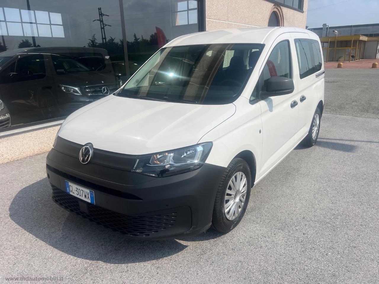 VOLKSWAGEN Caddy 2.0 TDI 102CV Space 5 POSTI AUTOVETTURA