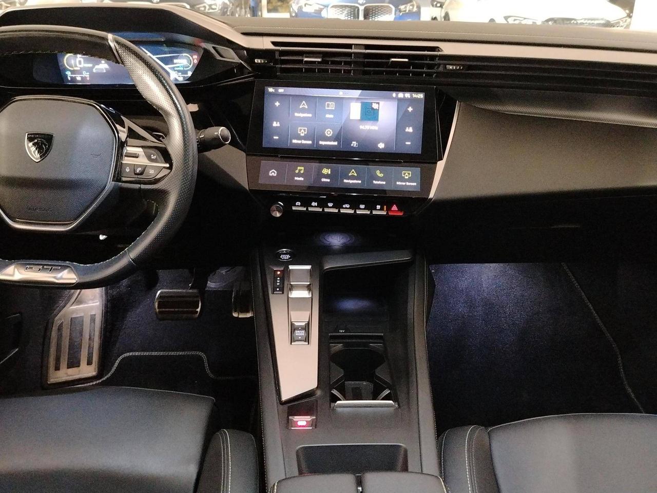 Peugeot 408 1.6 hybrid phev GT 225cv