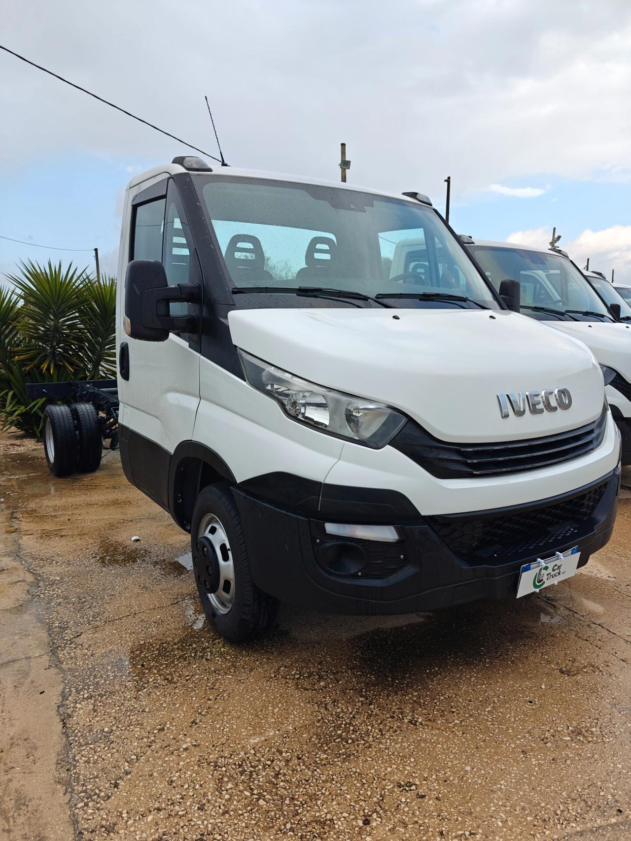 Iveco Daily 35C14 2019 cambio automatico