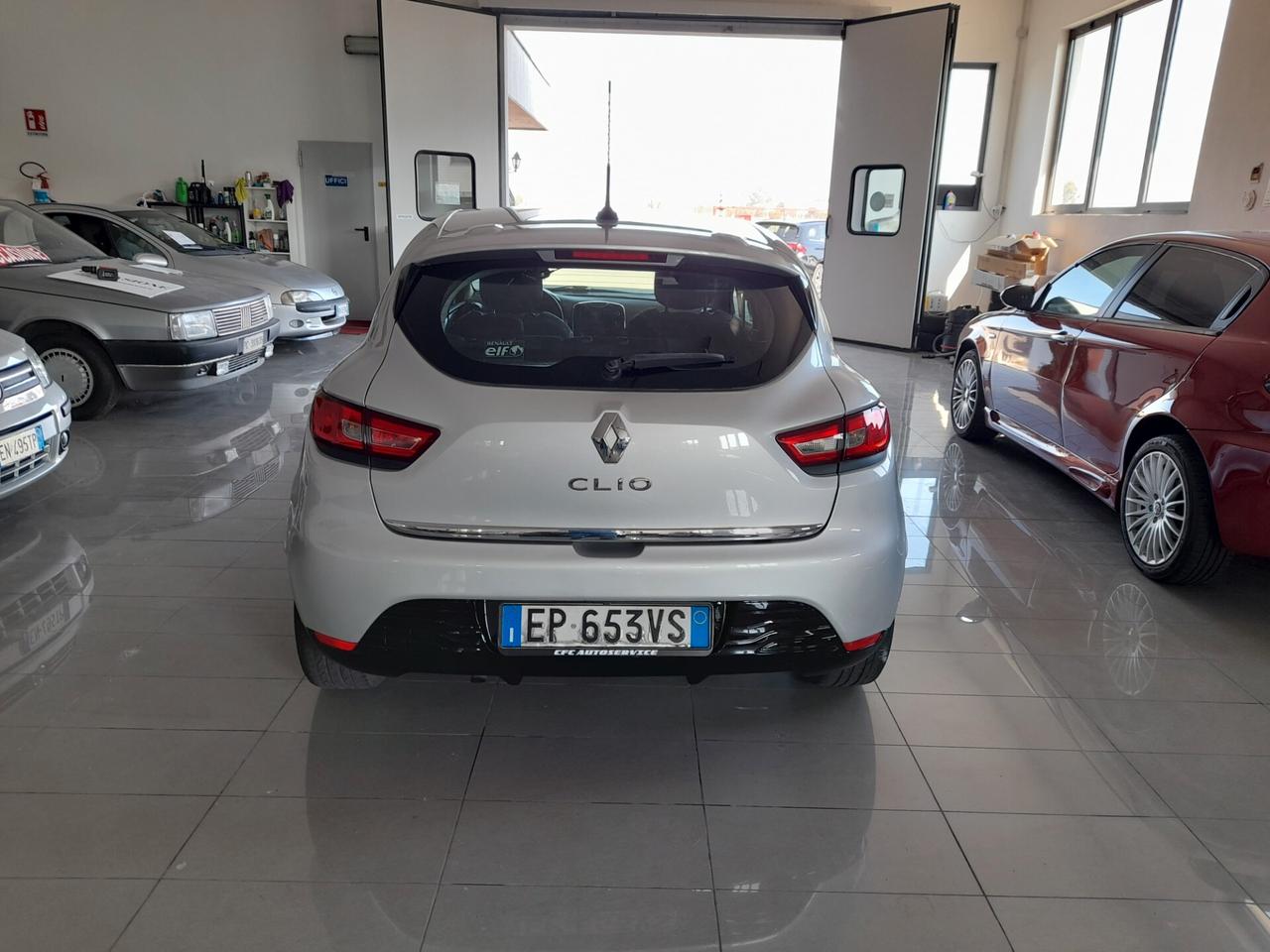 Renault Clio 1.2 75CV 5 porte Wave
