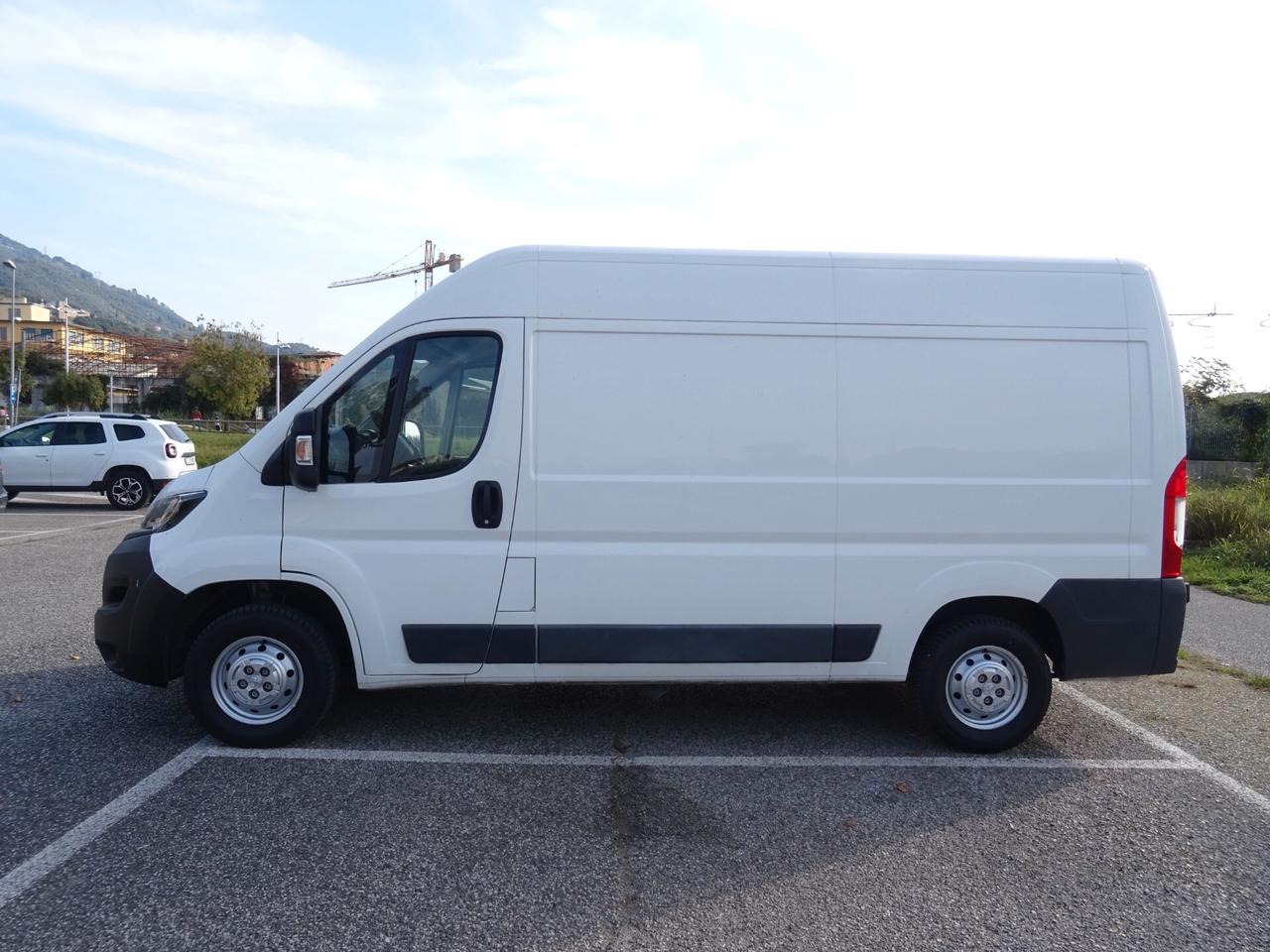 Peugeot Boxer 330 2.0 BlueHDi PM-TN