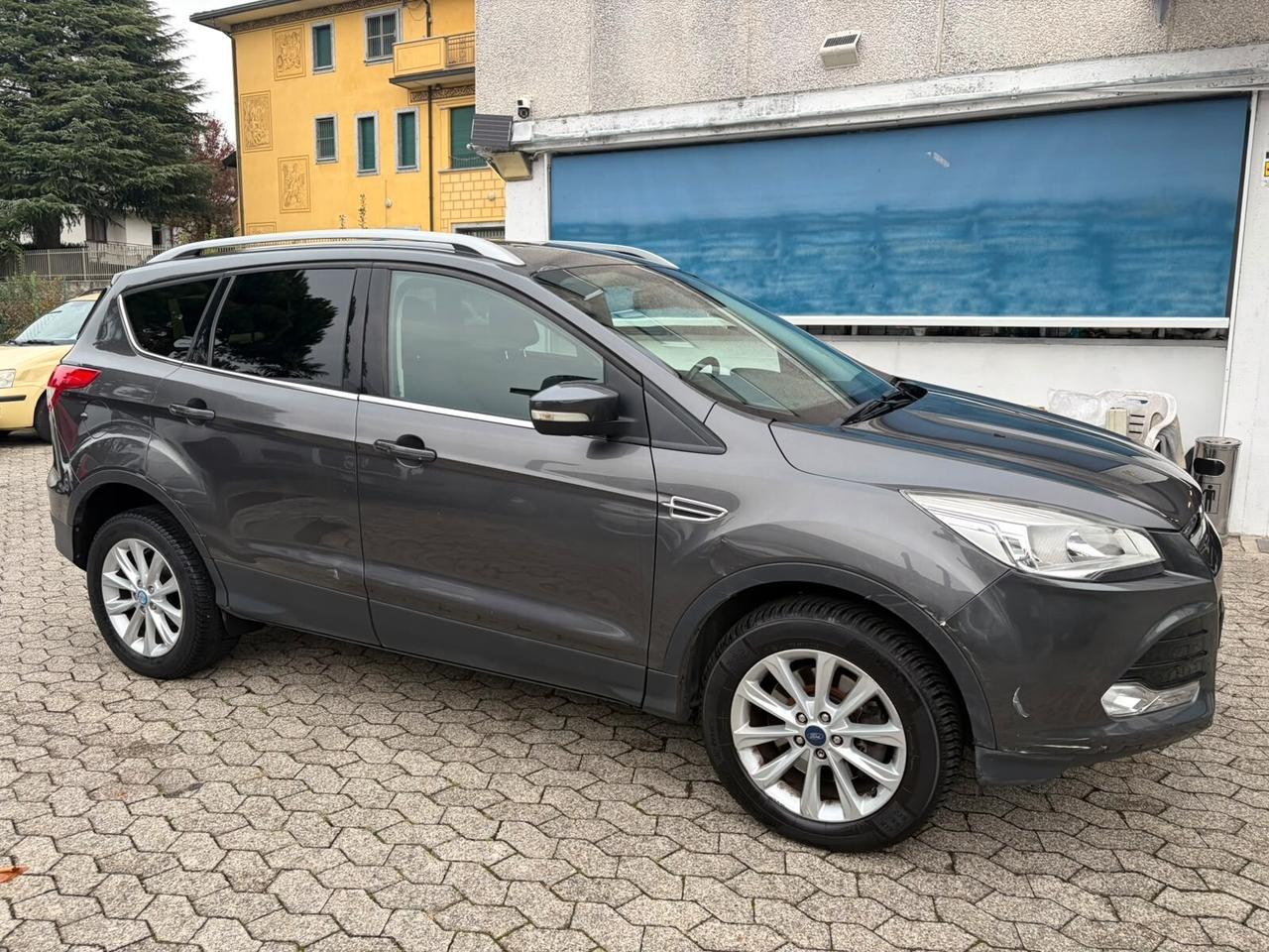 Ford Kuga 2.0 TDCI 150 CV S&S 4WD Powershift Business*EURO6*CERCHI