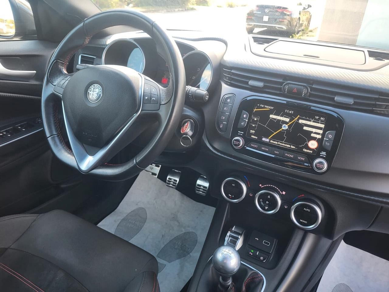 Alfa Romeo Giulietta 1.6 JTDm 120 CV Veloce Carbon Look