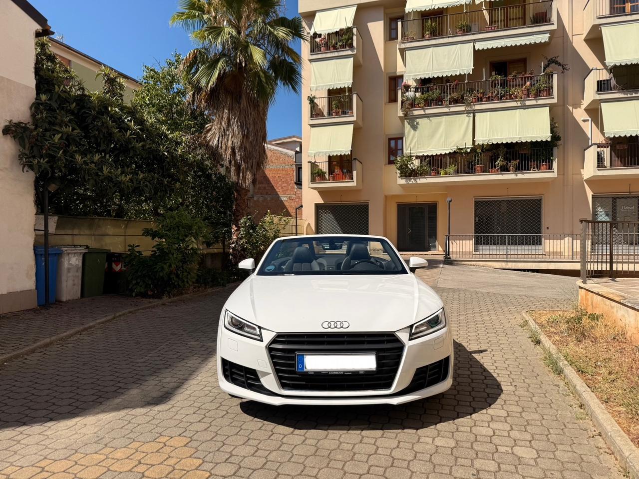 Audi TT Roadster 1.8 TFSI S line