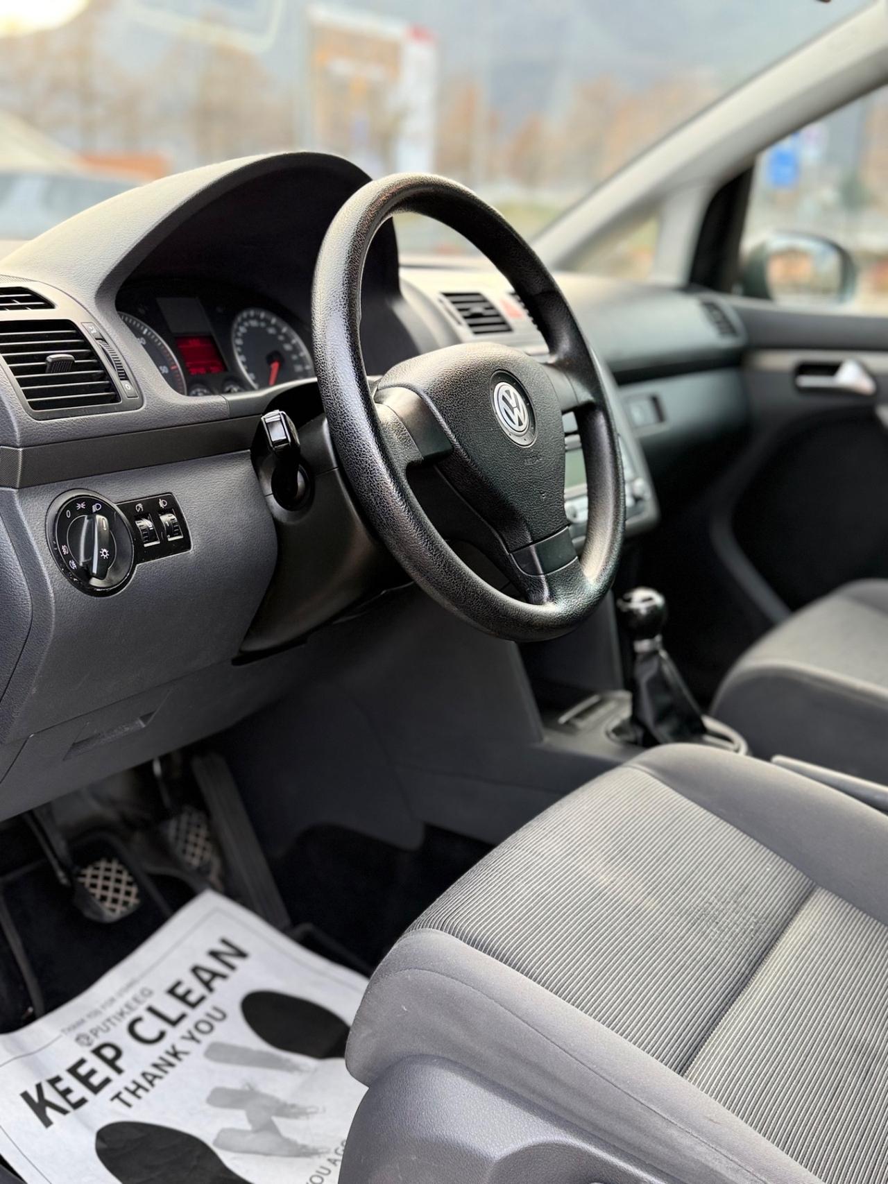 Volkswagen Touran 1.9 TDI 105CV OK NEOPATENTATI