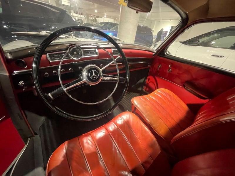 Mercedes-Benz W115 200 Mercedes-Daimler Benz 180