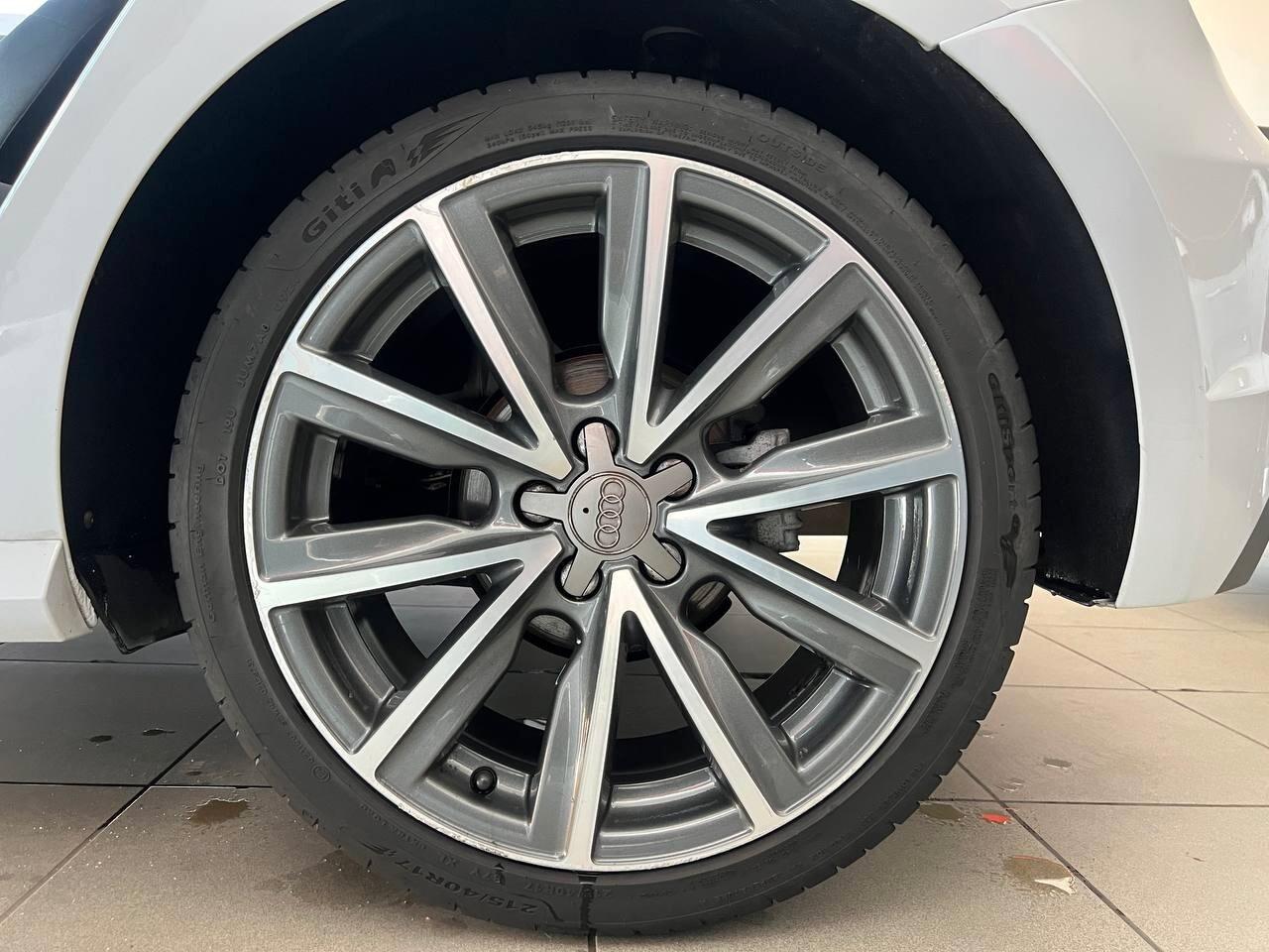 Audi A1 1.0 TFSI ultra Sport