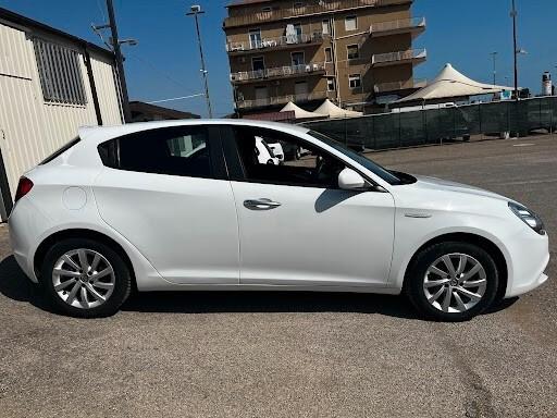 Alfa Romeo Giulietta 1.6 JTDm 120 CV