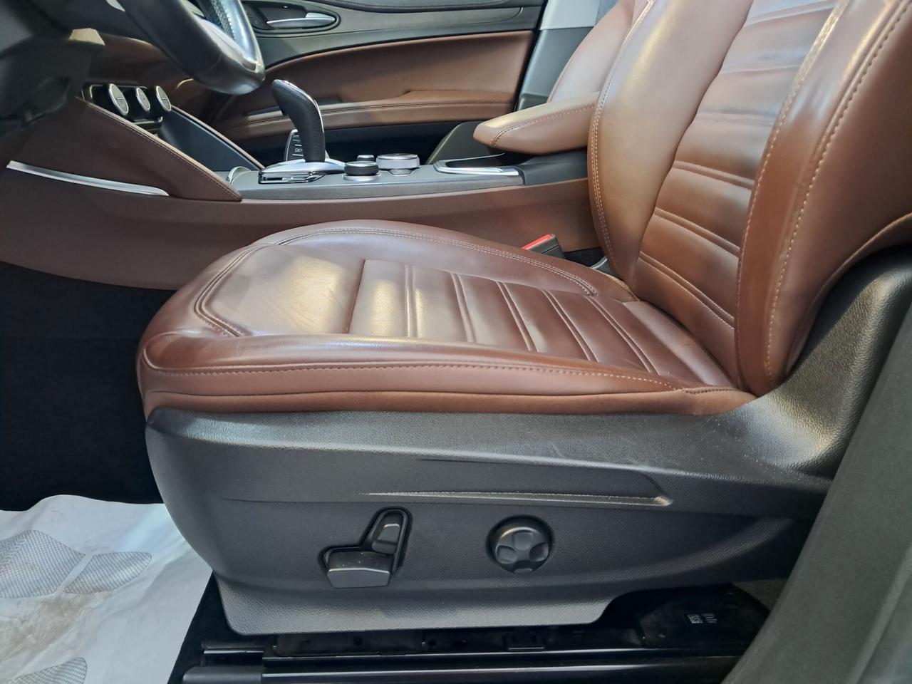Alfa Romeo Stelvio 2.2 Td 210 cv AT8 Q4 Ti MY21