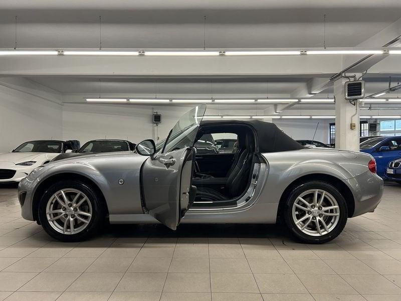 Mazda MX-5 MX-5 Roadster 1.8L Fire