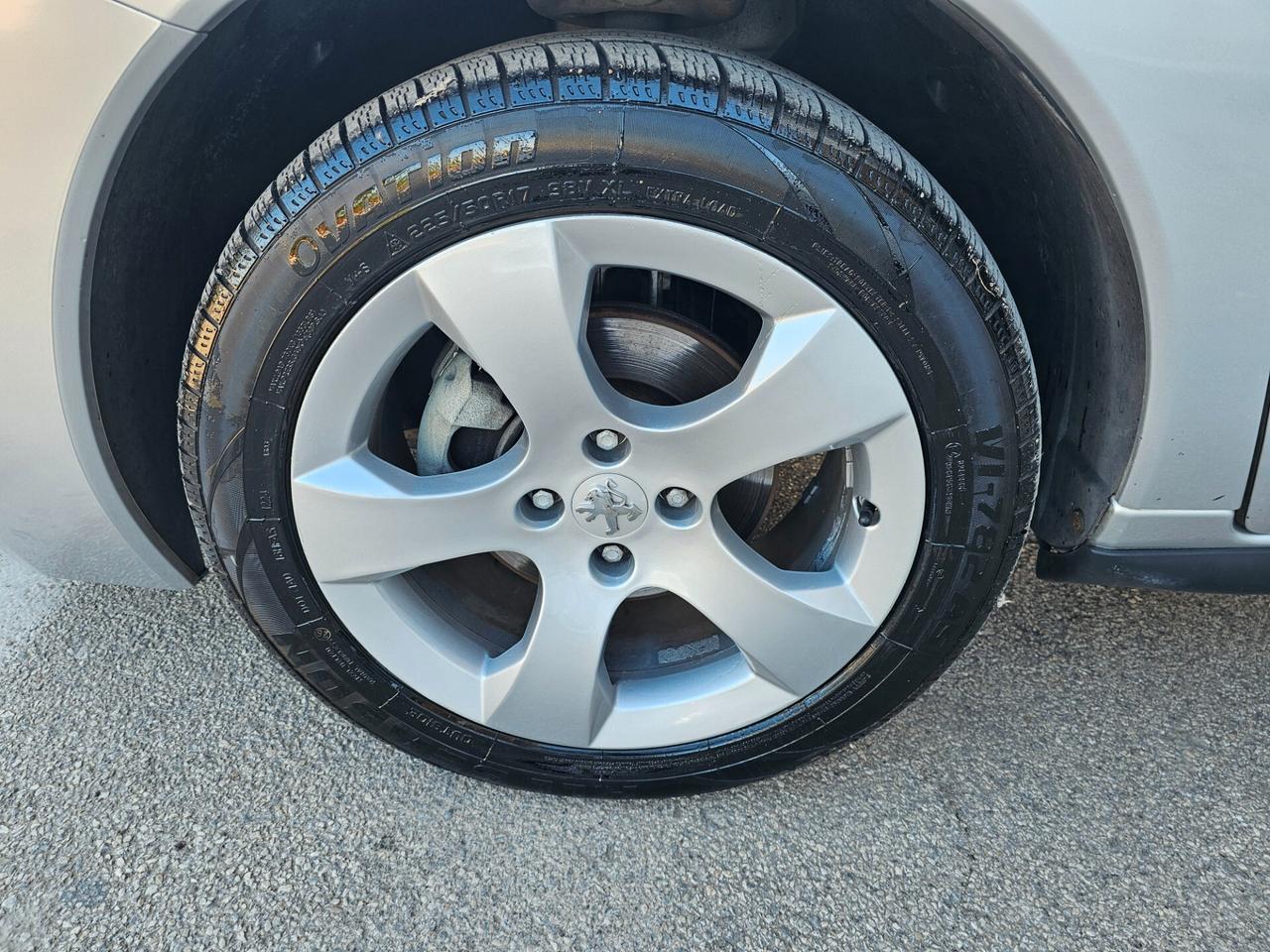 PEUGEOT 3008 1.6 HDI 115CV BUSINESS AUTO