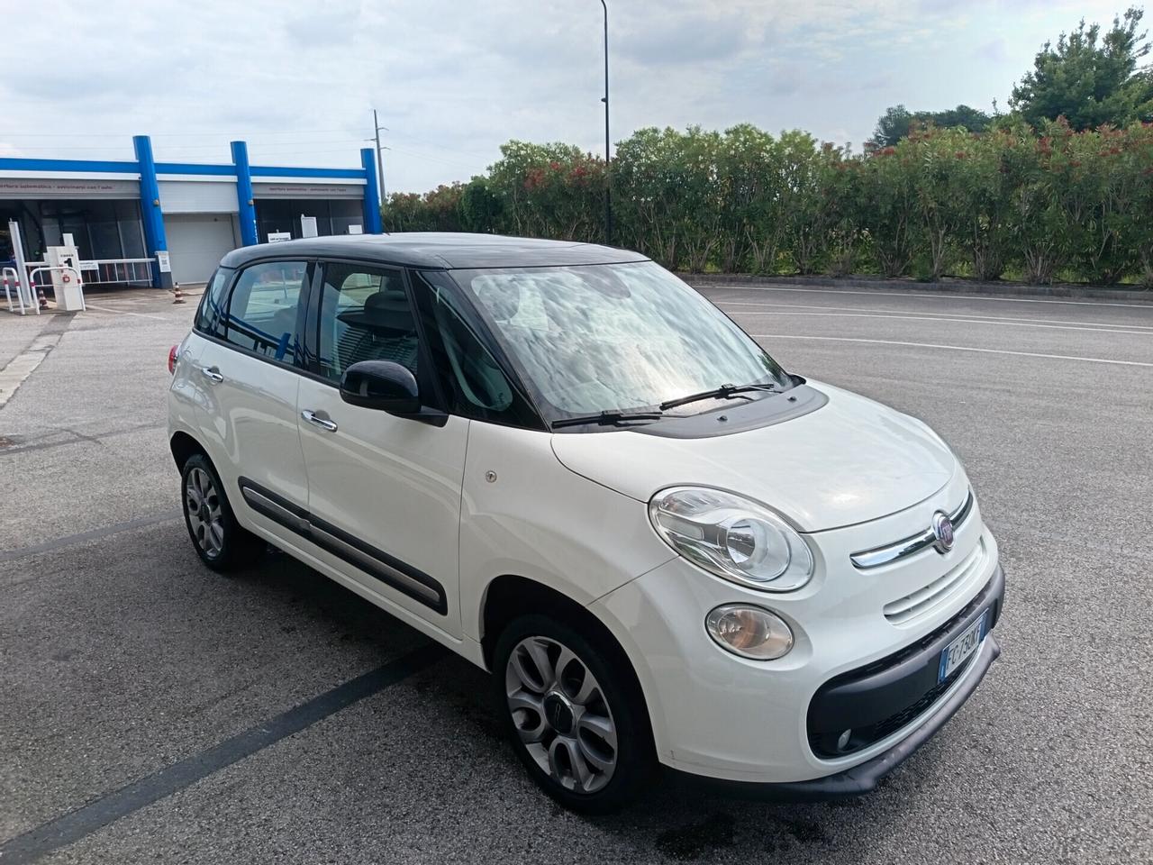 Fiat 500L 0.9 TwinAir Turbo Natural Power Lounge