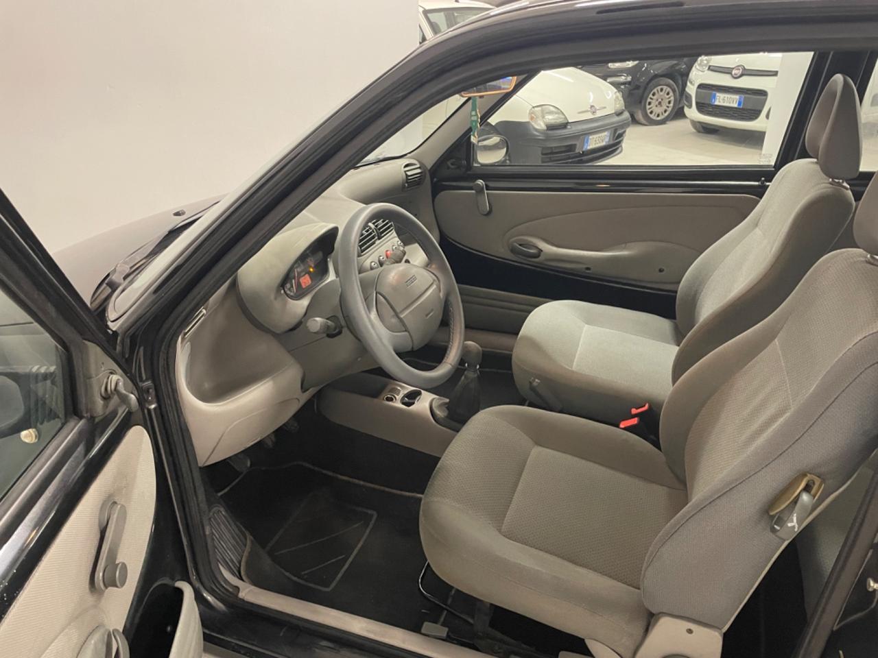 Fiat 600 1.1 Active clima Perfetta !