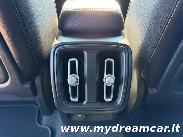 VOLVO XC40 D3 Geartronic Momentum