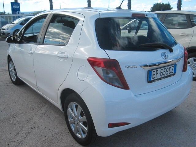 Toyota Yaris 1.0 5 porte Active