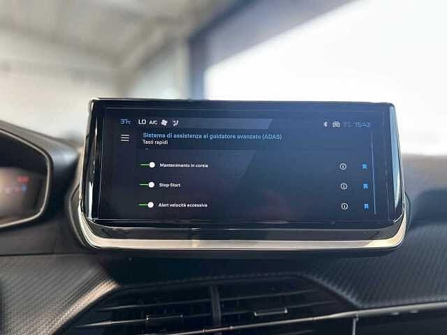 Peugeot 2008 PureTech 100 S&S Allure Km Zero