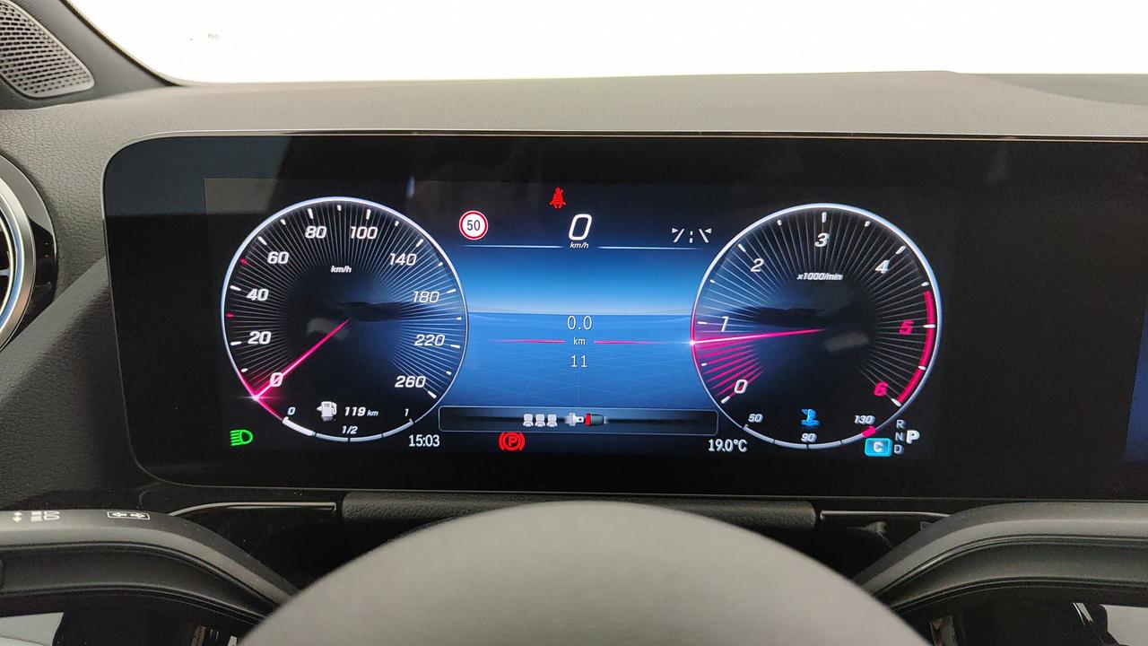 Mercedes-Benz GLA 200 d automatic