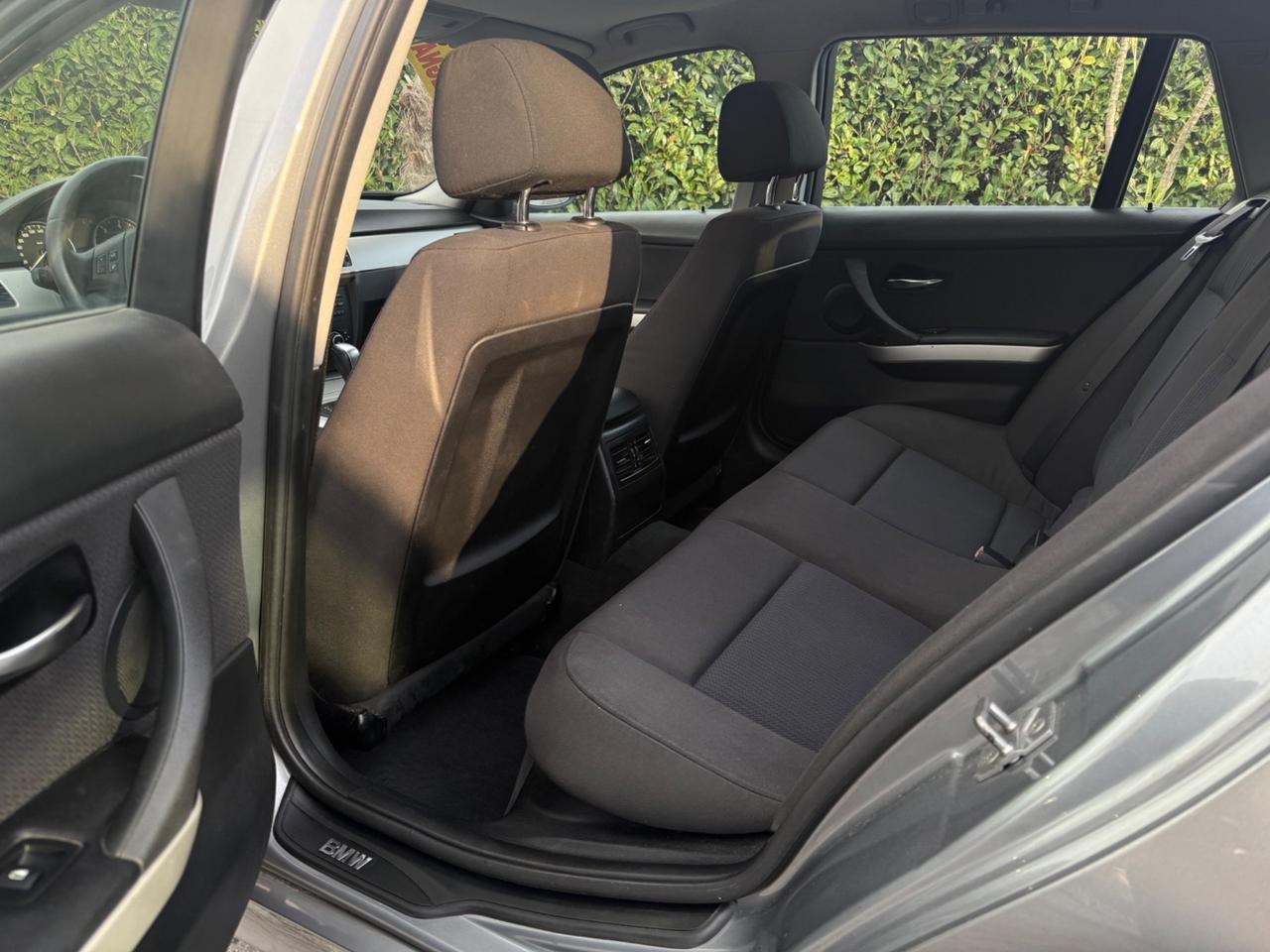 BMW 320d Touring 163CV GOMMATA NUOVA !