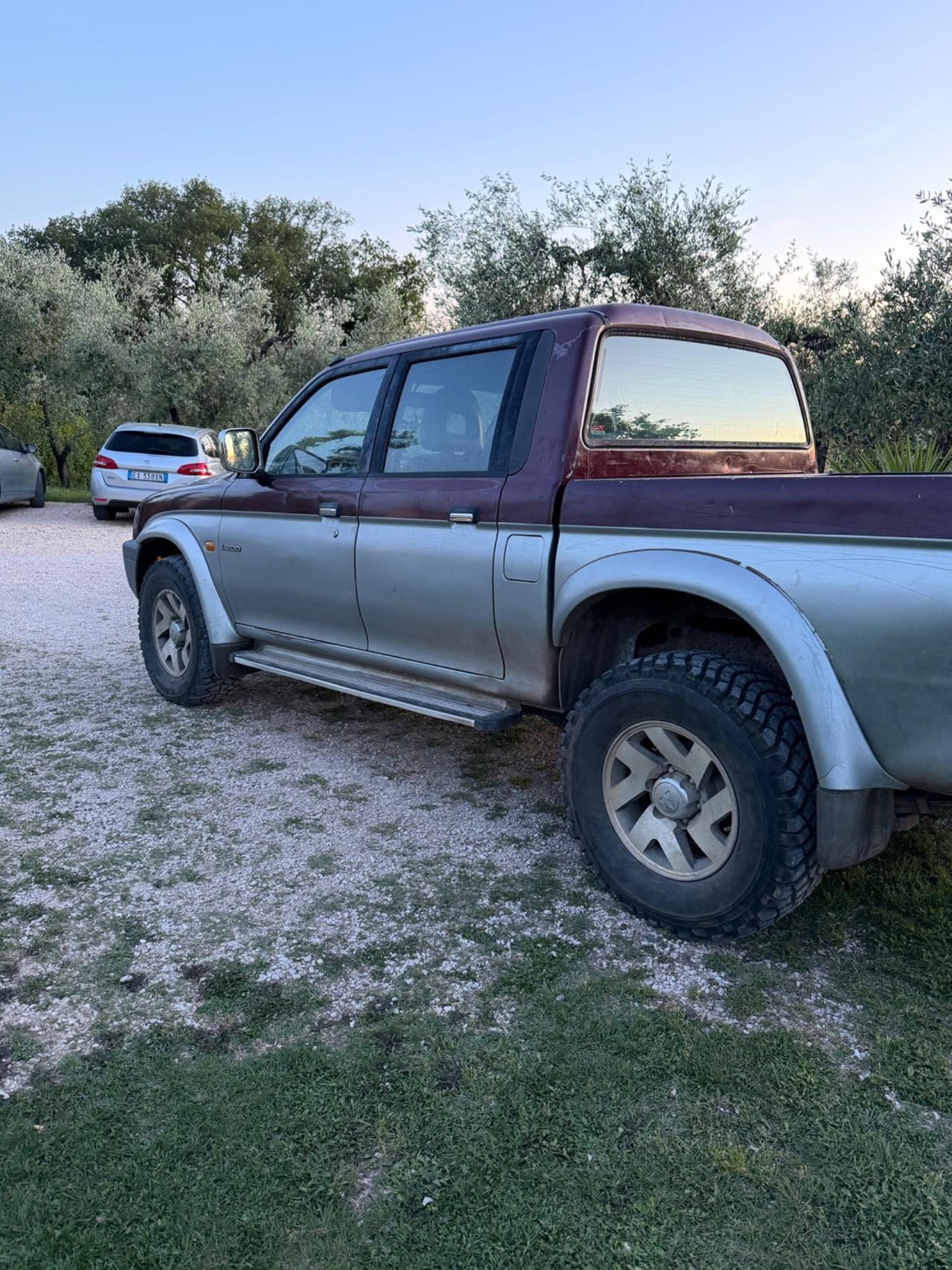 Mitsubishi L200 2.5 TDI 4WD Club Cab Pick-up GL