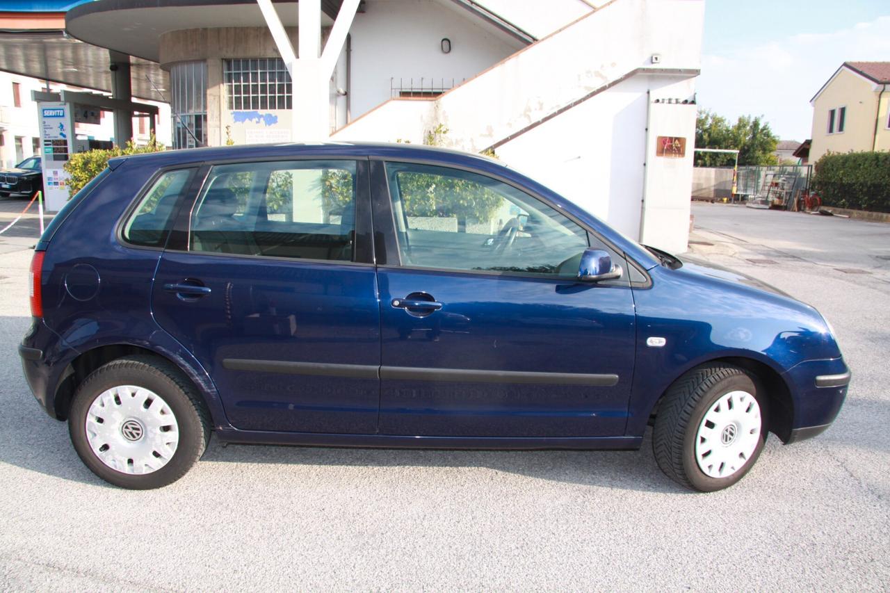 Volkswagen Polo 1.4 16V 5p. Trendline