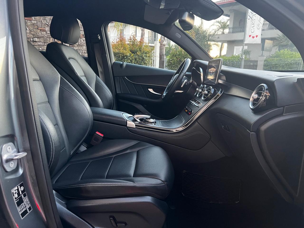 Mercedes-benz GLC Coupe 250 D 4Matic-AMG-2019