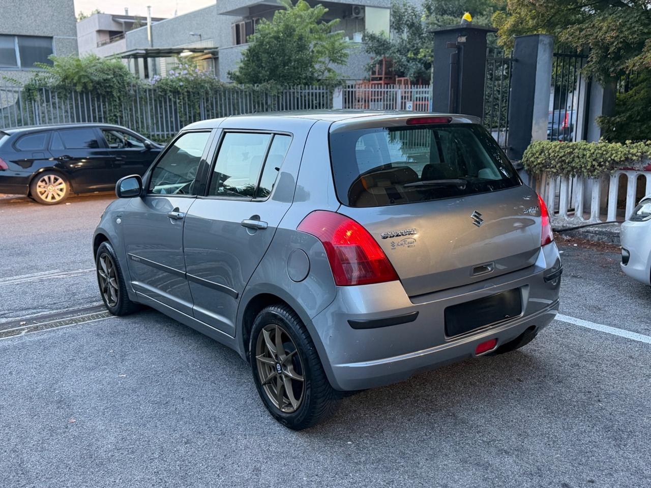 Suzuki Swift 1.3 5p. GLX