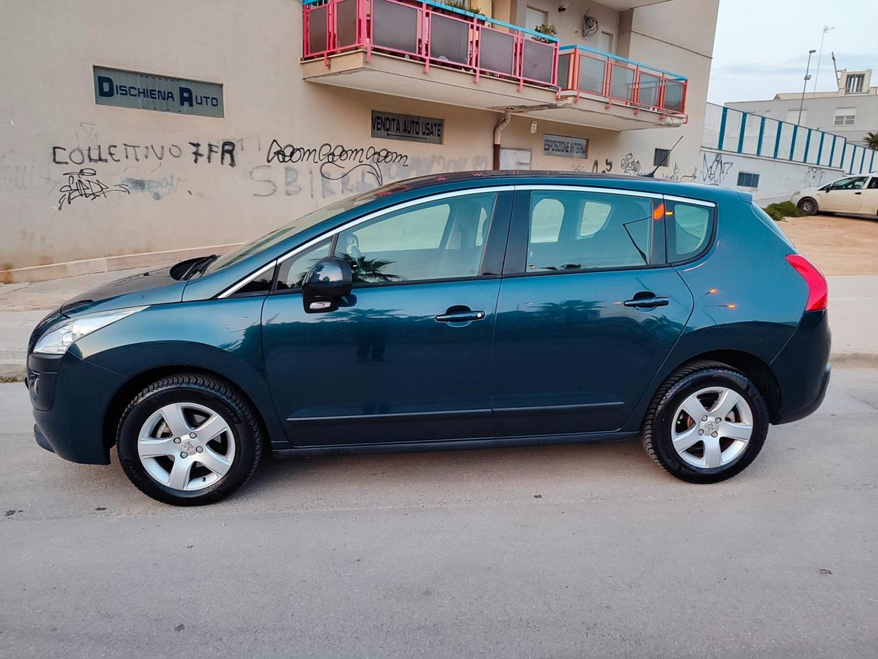 Peugeot 3008 1.6 HDi 112CV Active 2012!!