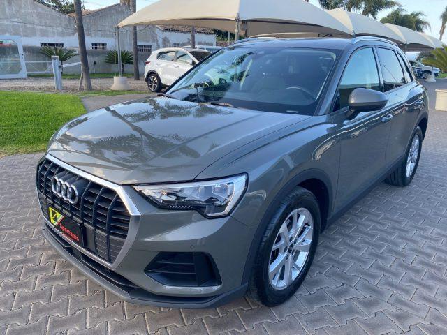 AUDI Q3 35 TDI S tronic Business