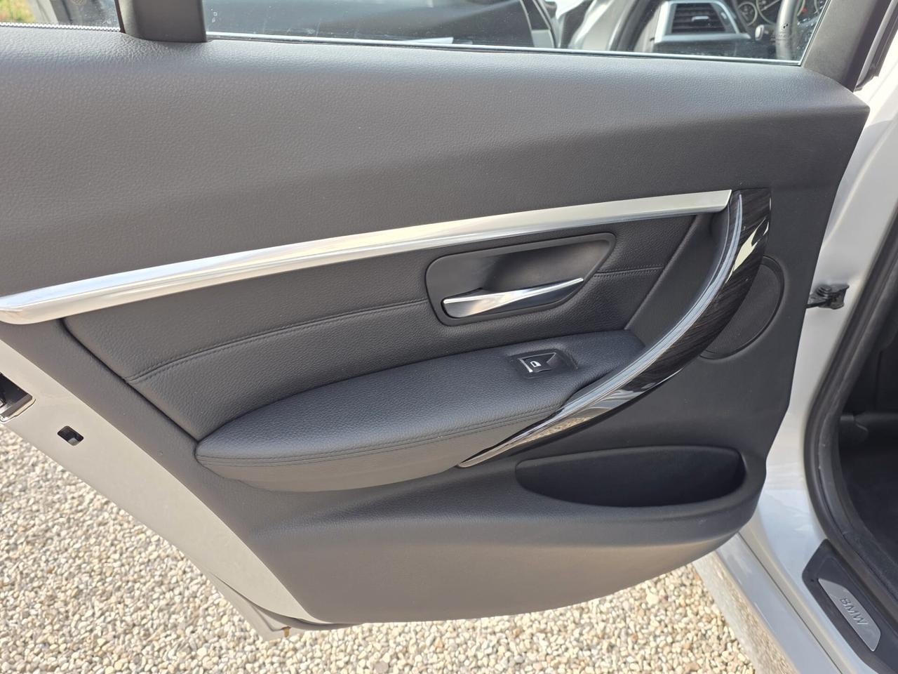 Bmw 318d Touring Luxury