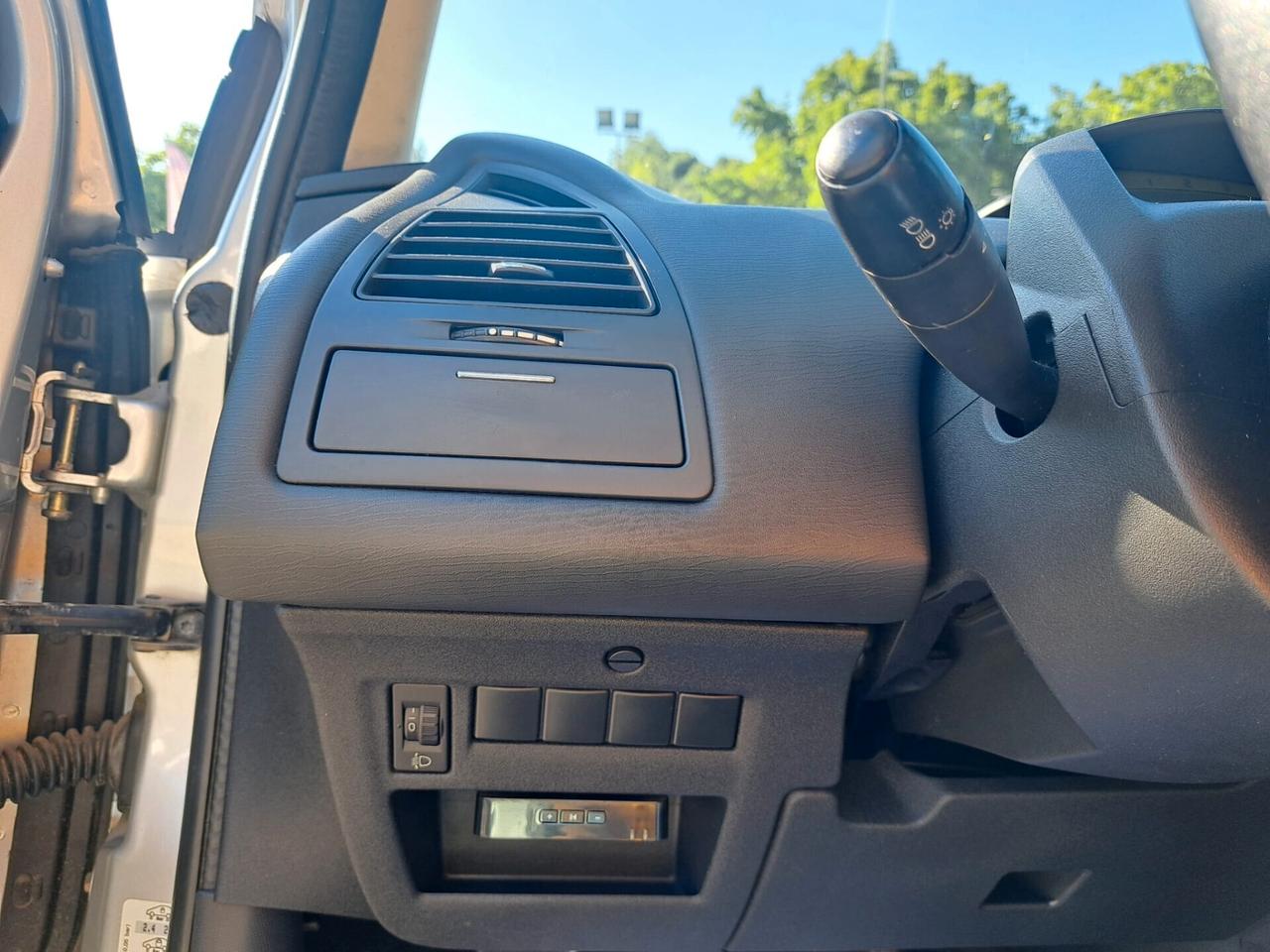 Citroen C4 1.6 HDi 90CV CASHMERE