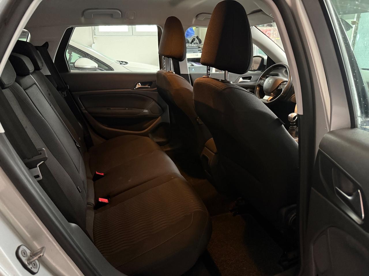 Peugeot 308 anno 2015 KM 130.000