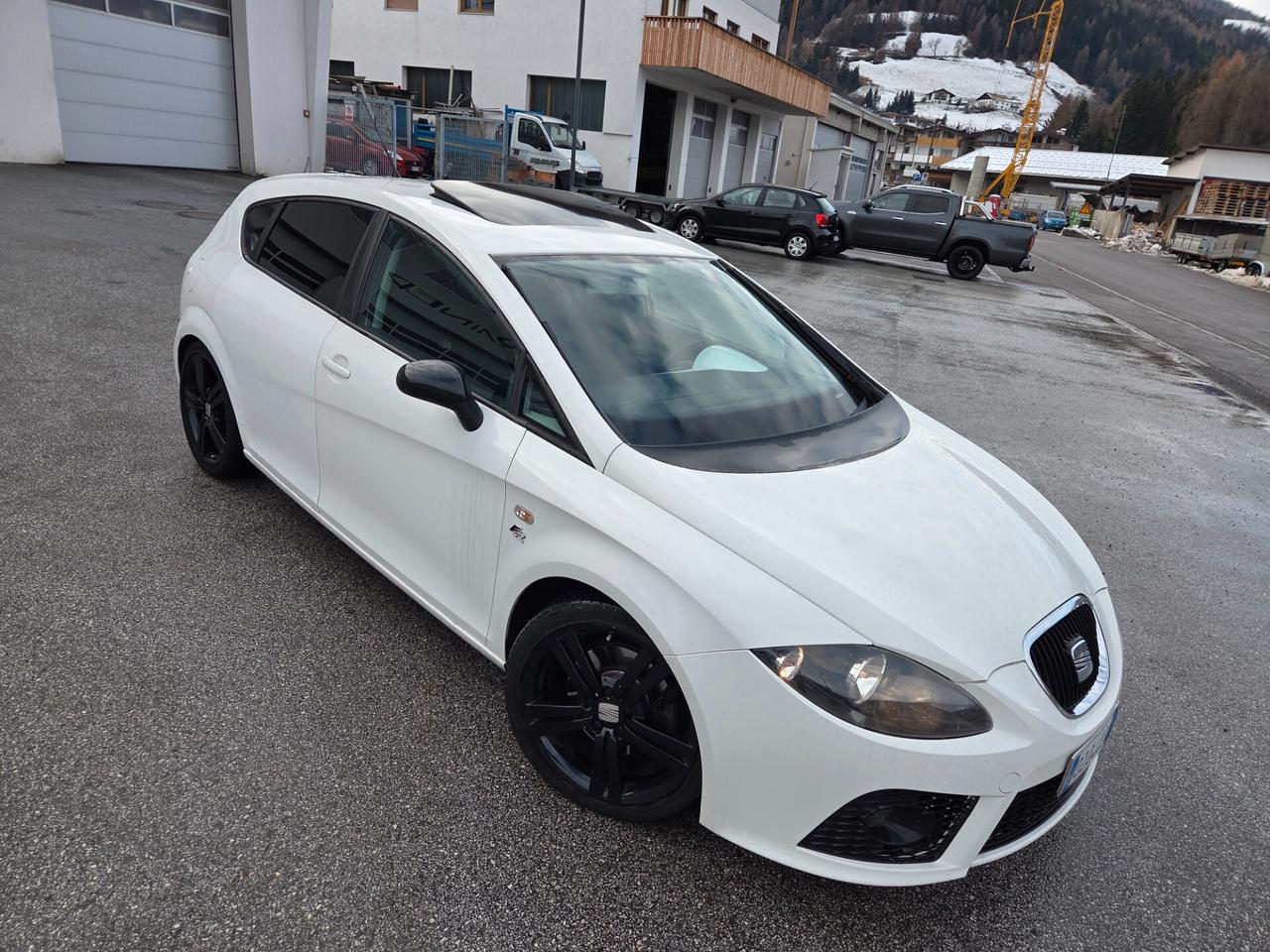 Seat Leon 2.0 TDI DPF FR