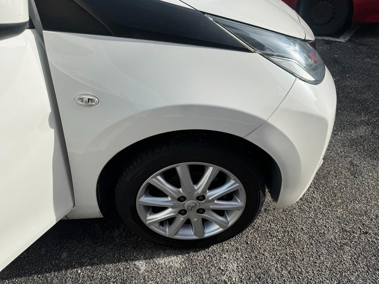 Toyota Aygo 1.0 VVT-i 69 CV 5 porte