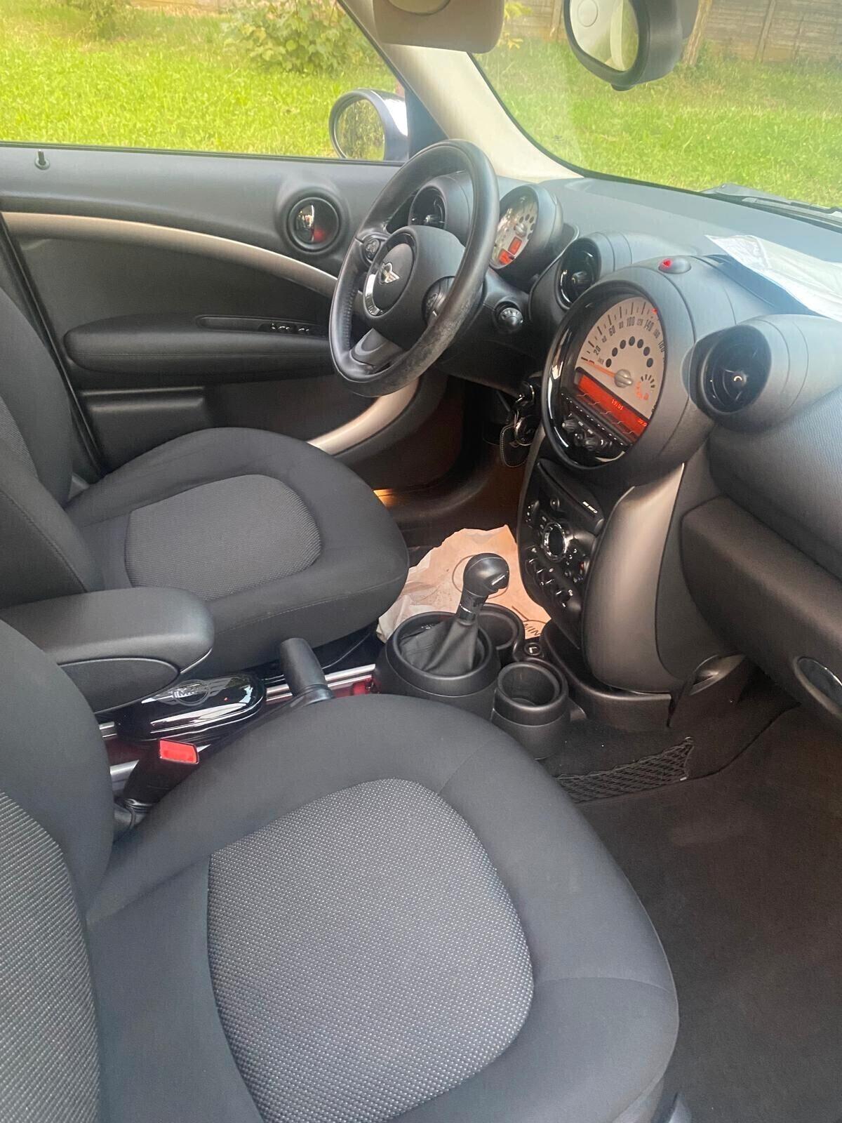 Mini Cooper D Countryman 2.0 Business Automatica