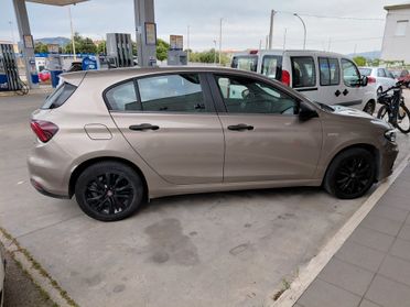 Fiat Tipo 1300mjet street