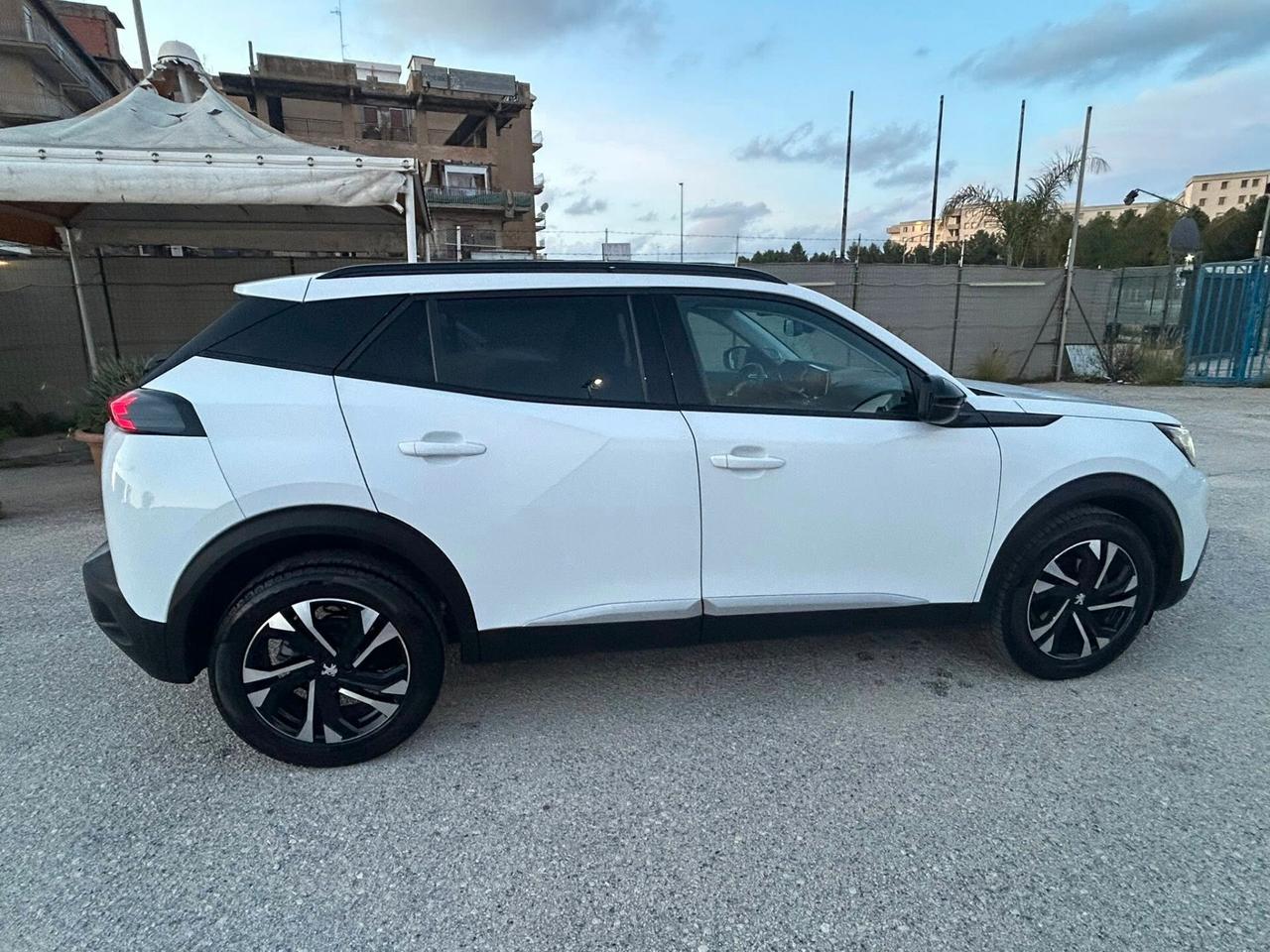 Peugeot 2008 1.5BlueHDi 110 cv 2021
