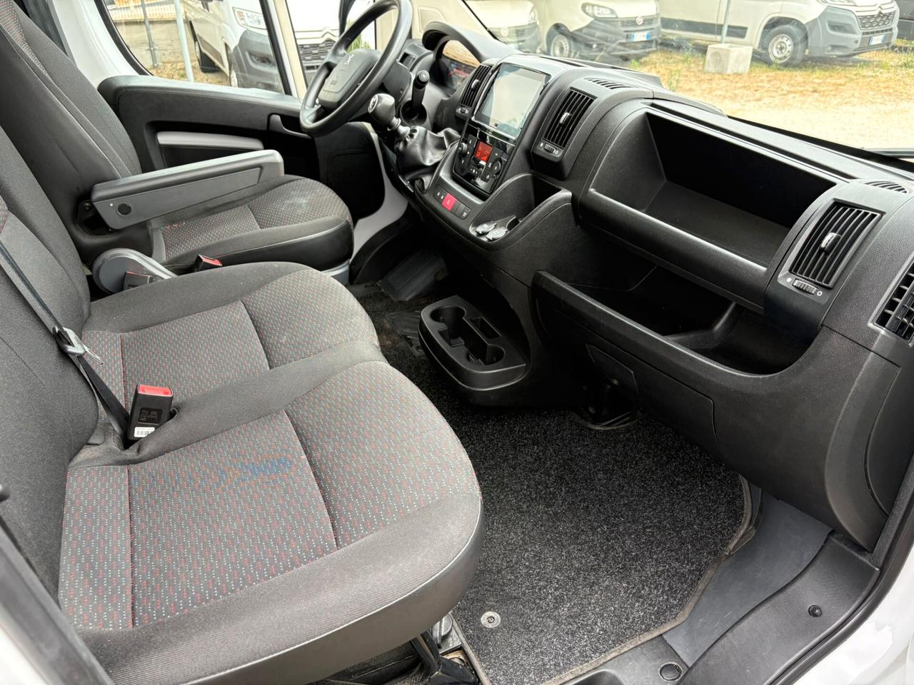 PEUGEOT Boxer 2.2BHDi 140 S&S L2H2 - 2023