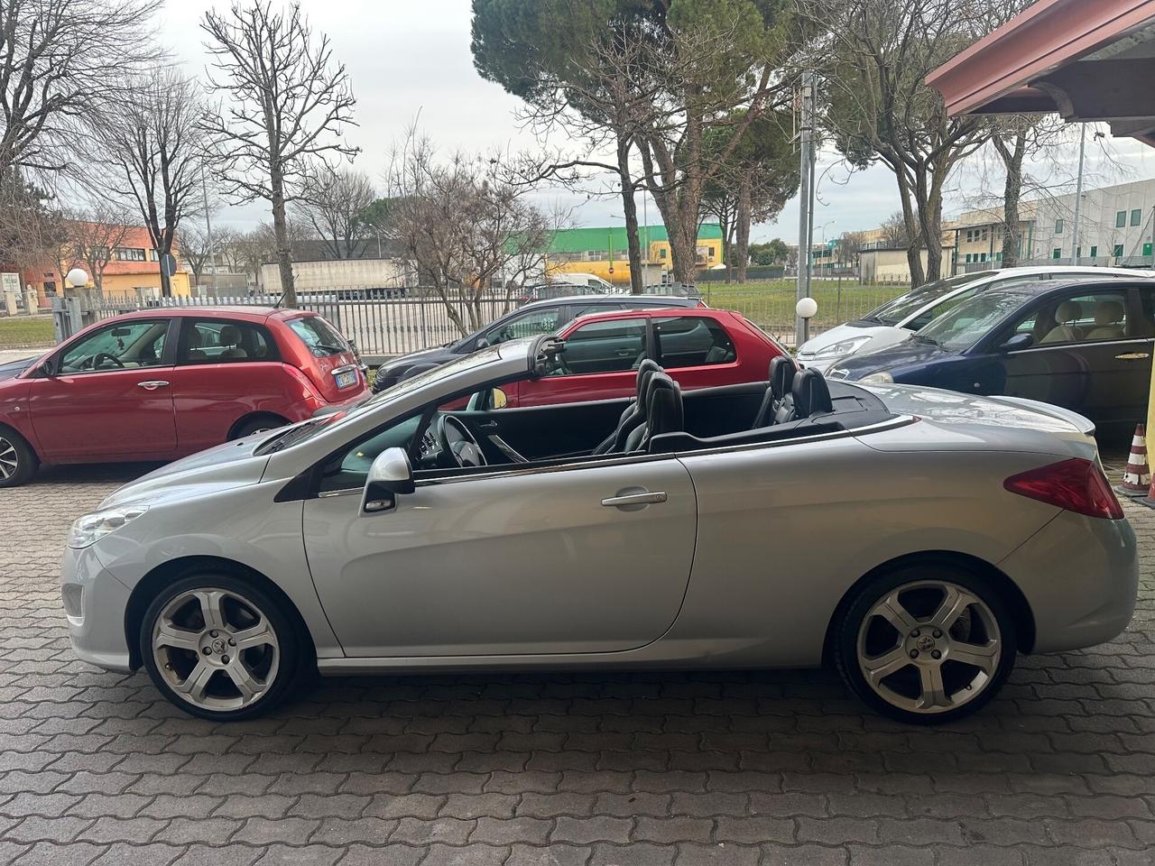 Peugeot 308 2.0 HDi 140CV CC