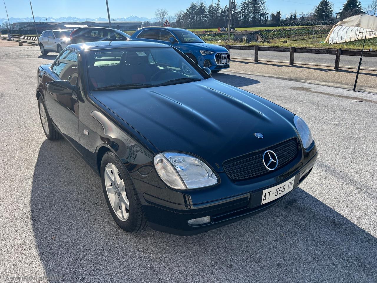 MERCEDES-BENZ SLK 200 SOLO KM.9700 UNICOPROPRIETARIO